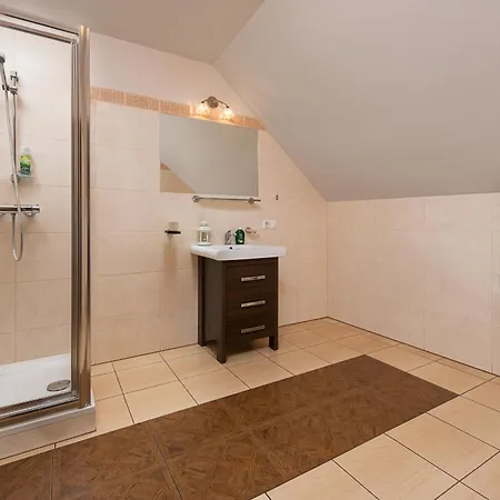 Bezycer Bed & Breakfast Gowidlino