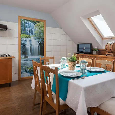 Bezycer Bed & Breakfast Gowidlino