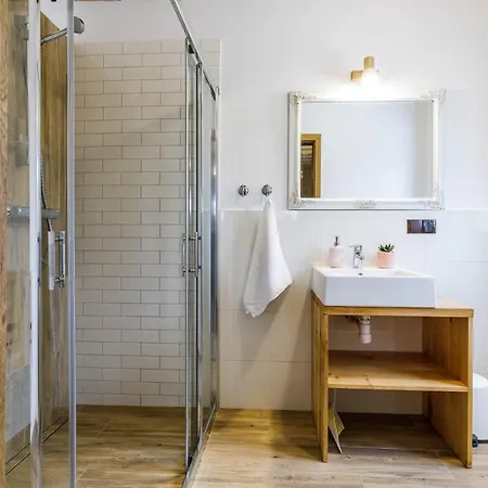 Bed & Breakfast Bezycer 3*